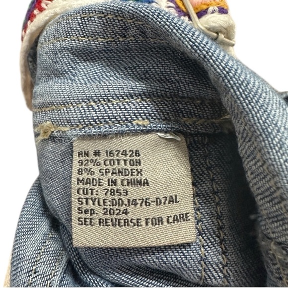 NEW Girls Tractr White Crochet Patch Multi Color Peace ☮️ Denim overalls Indigo - Picture 11 of 16